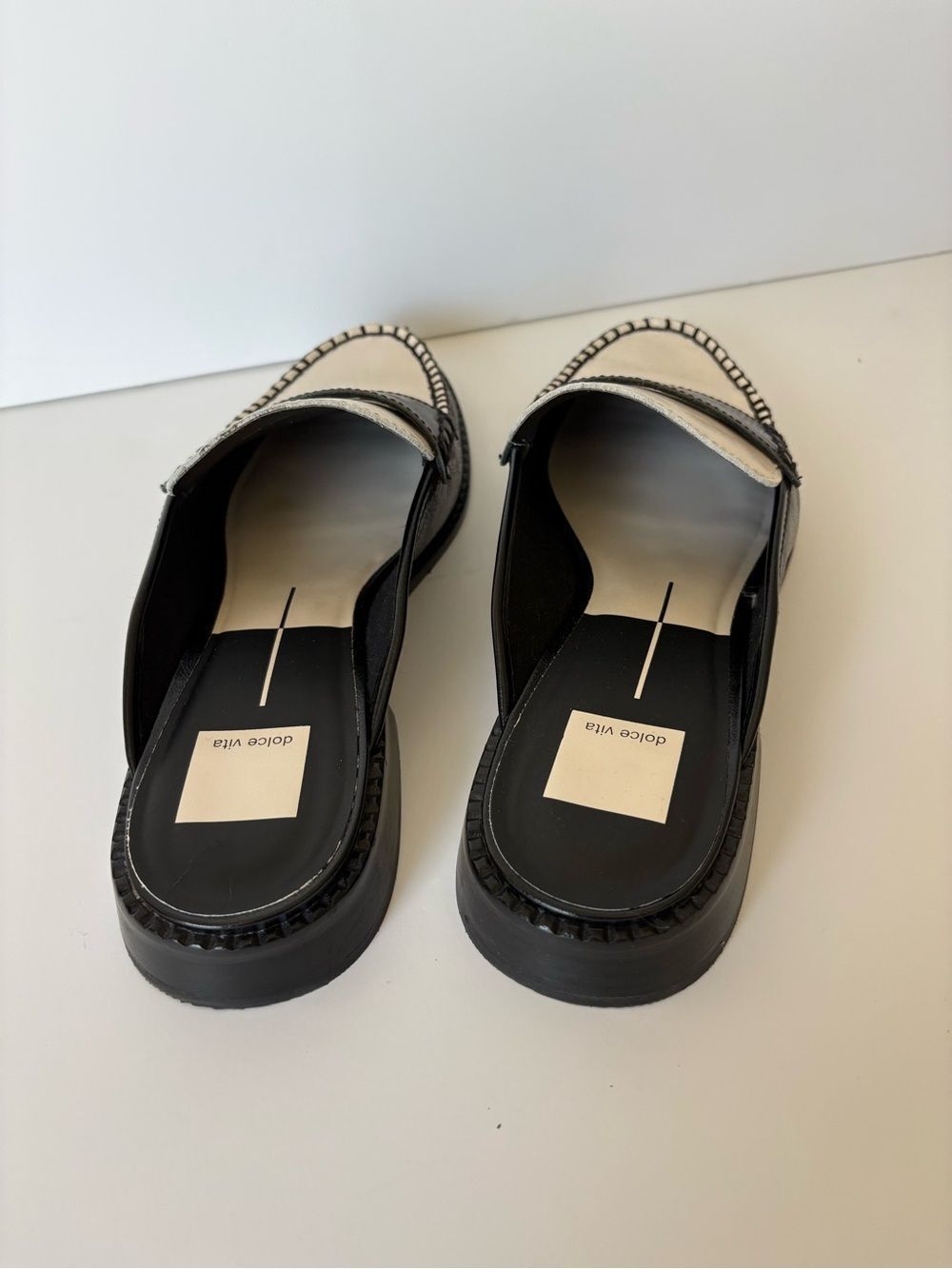 Dolce Vita Two-Tone Leather Mule in Black & Cream - Picture 4 of 8